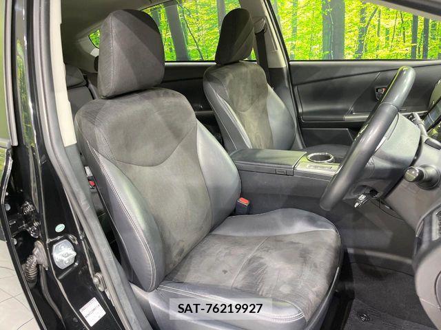 Toyota PRIUS ALPHA 2017-08 7060327-7