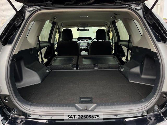 Toyota PRIUS ALPHA 2016-12 7060325-10