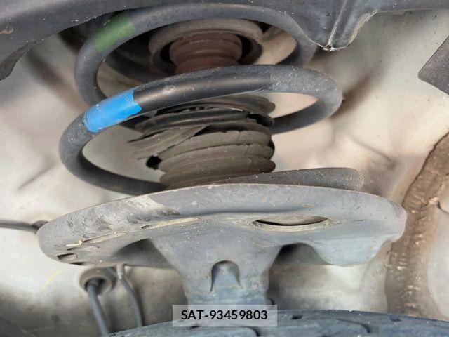 Toyota PRIUS ALPHA 2012-08 7060330-19