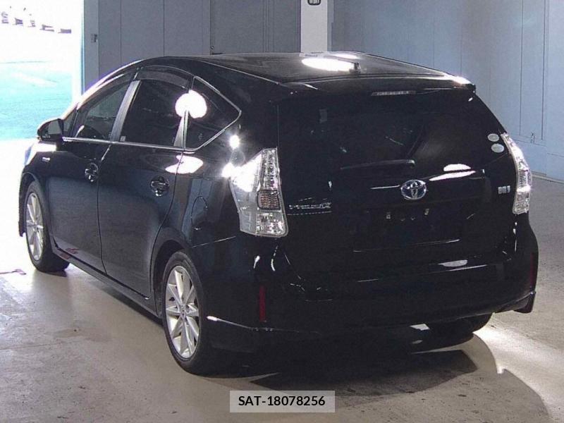 Toyota PRIUS ALPHA 2012 7191154-2