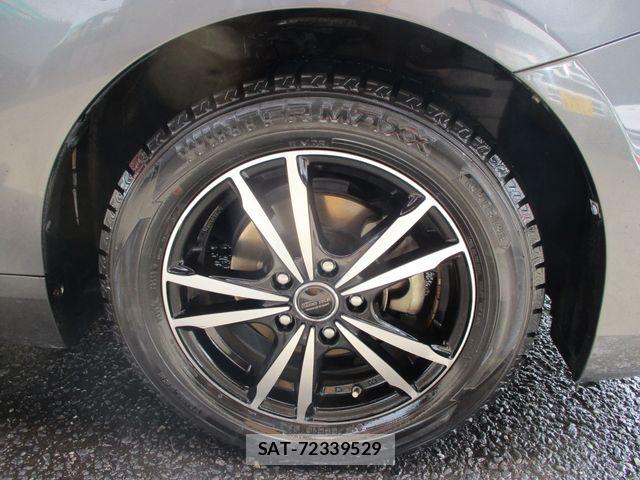 Toyota PRIUS ALPHA 2011-07 7223887-11