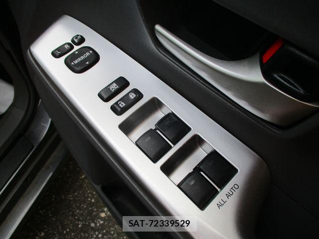 Toyota PRIUS ALPHA 2011-07 7223887-15