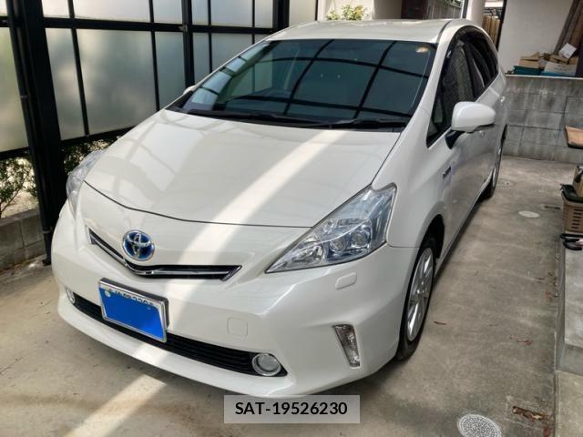 Toyota PRIUS ALPHA 2012-08 7223899-0