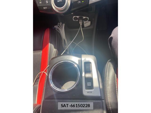 Toyota PRIUS ALPHA 2013-04 7215554-22