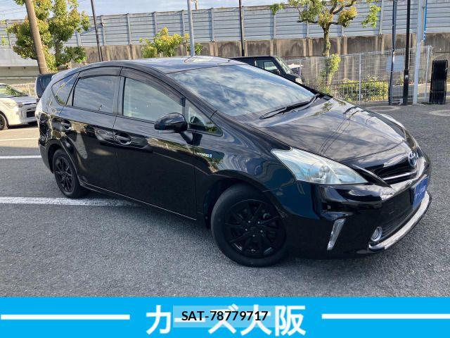 Toyota PRIUS ALPHA 2013-03 7215548-1