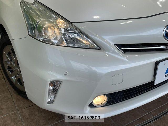 Toyota PRIUS ALPHA 2014-08 7218491-11