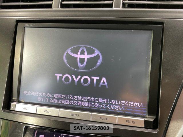Toyota PRIUS ALPHA 2014-08 7218491-2