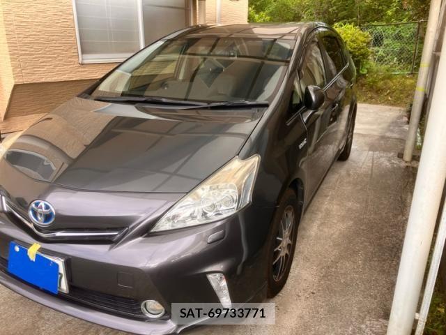 Toyota PRIUS ALPHA 2014-01 7223901-4