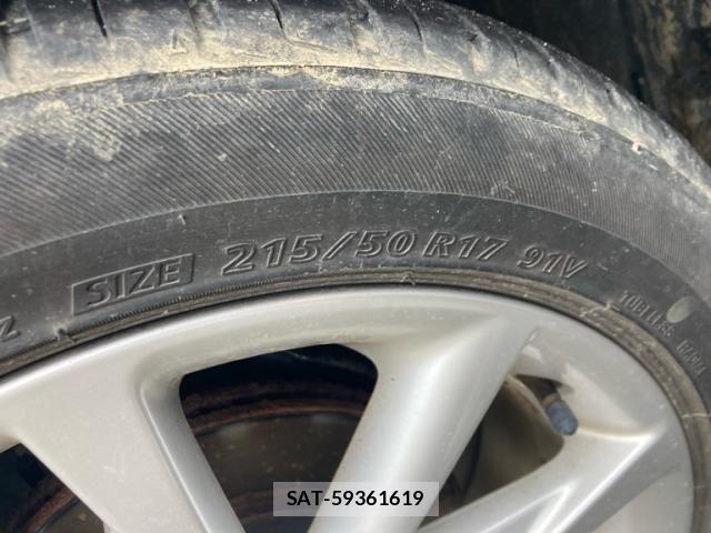 Toyota PRIUS ALPHA 2011-09 7223886-9