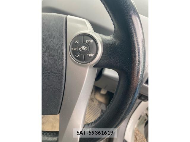 Toyota PRIUS ALPHA 2011-09 7223886-15