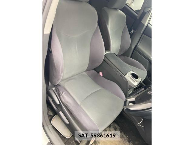 Toyota PRIUS ALPHA 2011-09 7223886-16