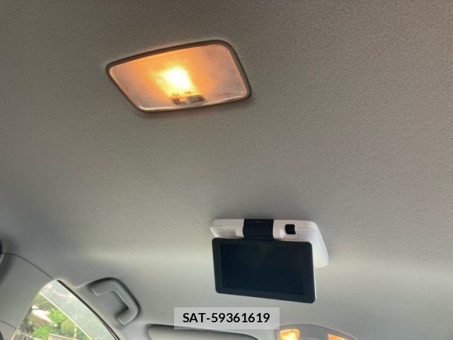 Toyota PRIUS ALPHA 2011-09 7223886-18