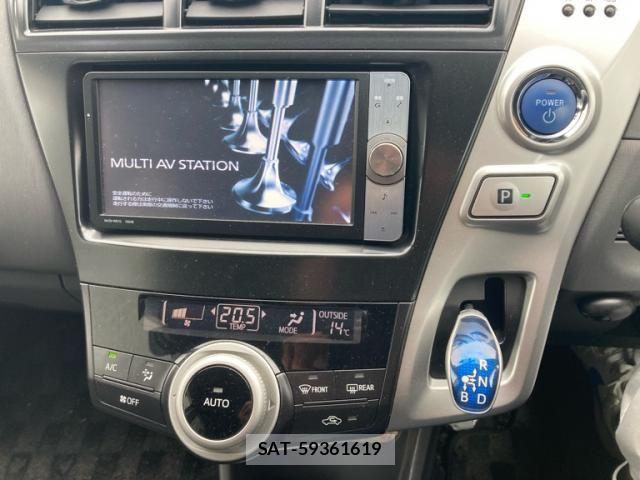 Toyota PRIUS ALPHA 2011-09 7223886-22