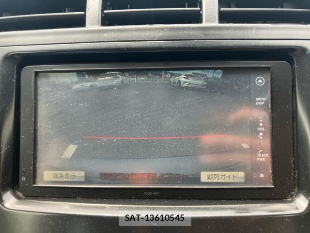 Toyota PRIUS ALPHA 2012-03 7223890-12