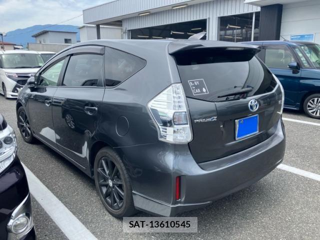 Toyota PRIUS ALPHA 2012-03 7223890-2