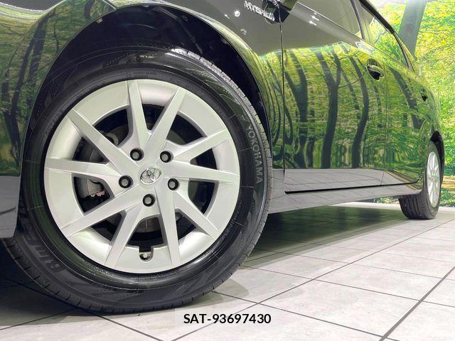 Toyota PRIUS ALPHA 2019-06 7223909-12