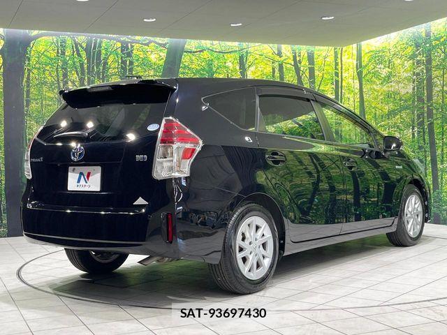 Toyota PRIUS ALPHA 2019-06 7223909-16