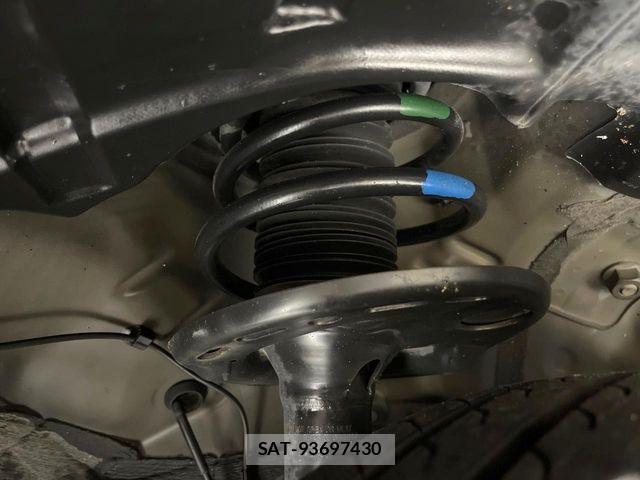 Toyota PRIUS ALPHA 2019-06 7223909-19