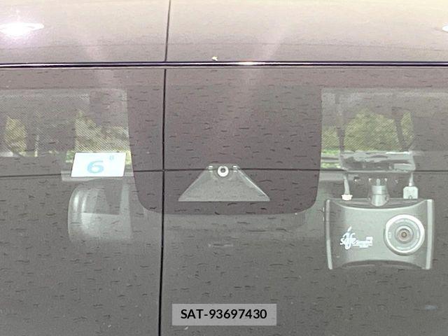 Toyota PRIUS ALPHA 2019-06 7223909-4