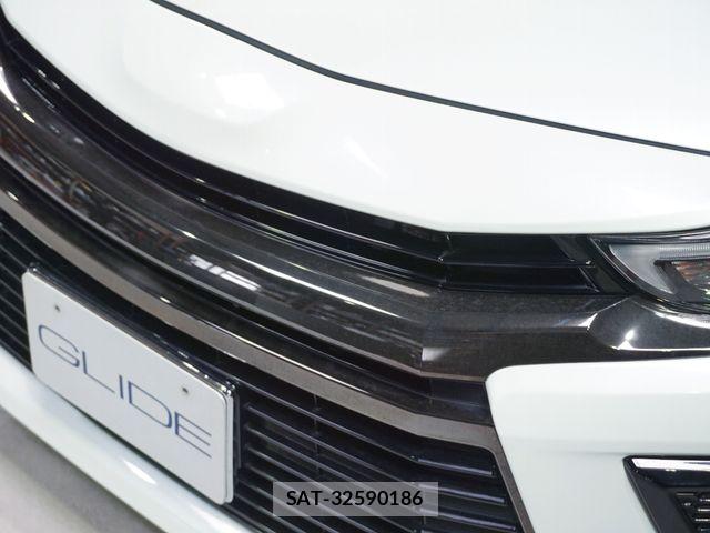 Toyota PRIUS ALPHA 2016-06 7218155-12