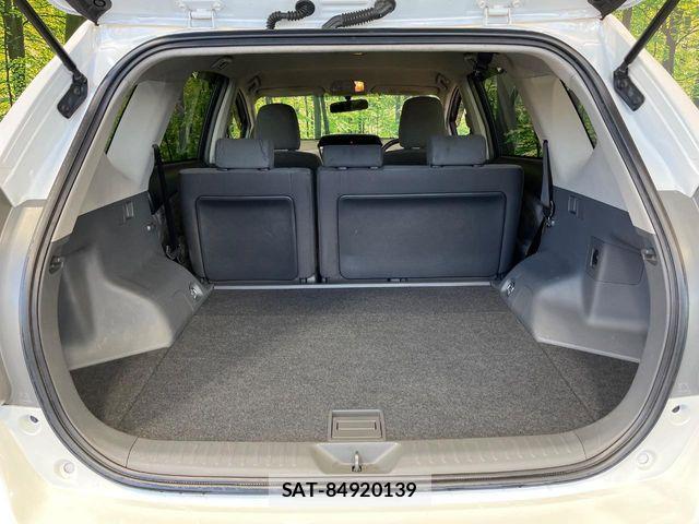 Toyota PRIUS ALPHA 2012-06 7217249-9