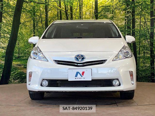 Toyota PRIUS ALPHA 2012-06 7217249-13