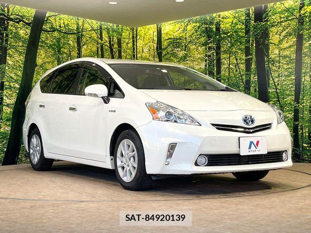 Toyota PRIUS ALPHA 2012-06 7217249-15