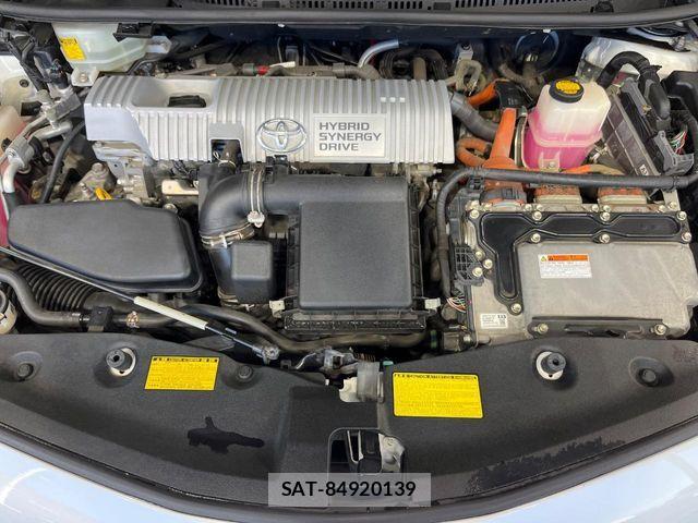 Toyota PRIUS ALPHA 2012-06 7217249-17