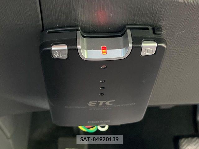 Toyota PRIUS ALPHA 2012-06 7217249-4