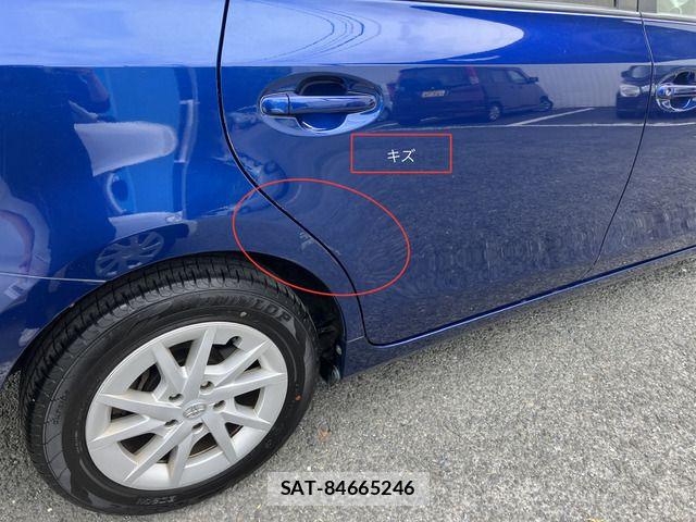 Toyota PRIUS ALPHA 2011-08 7216153-11