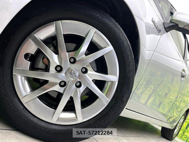 Toyota PRIUS ALPHA 2019-05 7223908-12