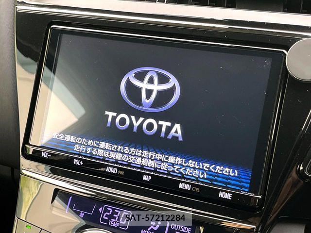 Toyota PRIUS ALPHA 2019-05 7223908-2
