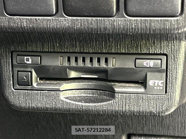 Toyota PRIUS ALPHA 2019-05 7223908-5