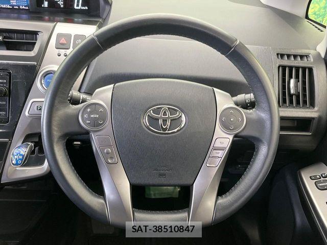 Toyota PRIUS ALPHA 2015-08 7223903-12