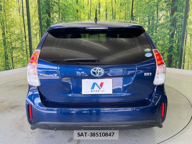 Toyota PRIUS ALPHA 2015-08 7223903-16