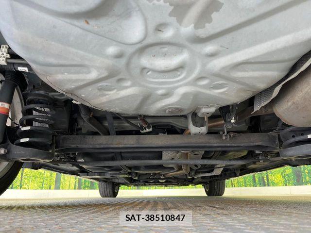 Toyota PRIUS ALPHA 2015-08 7223903-19