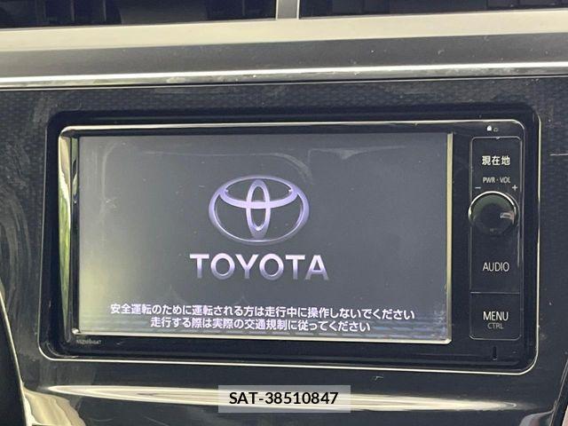 Toyota PRIUS ALPHA 2015-08 7223903-3