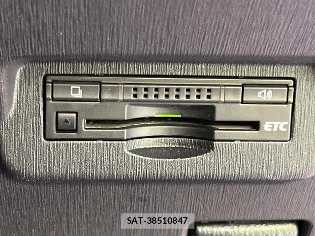 Toyota PRIUS ALPHA 2015-08 7223903-6