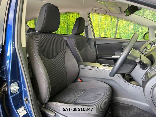 Toyota PRIUS ALPHA 2015-08 7223903-8