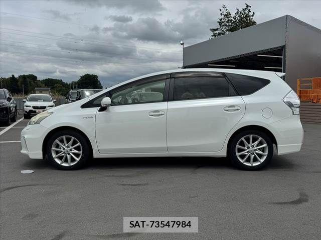Toyota PRIUS ALPHA 2013-10 7223896-10