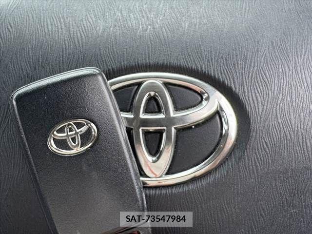 Toyota PRIUS ALPHA 2013-10 7223896-6