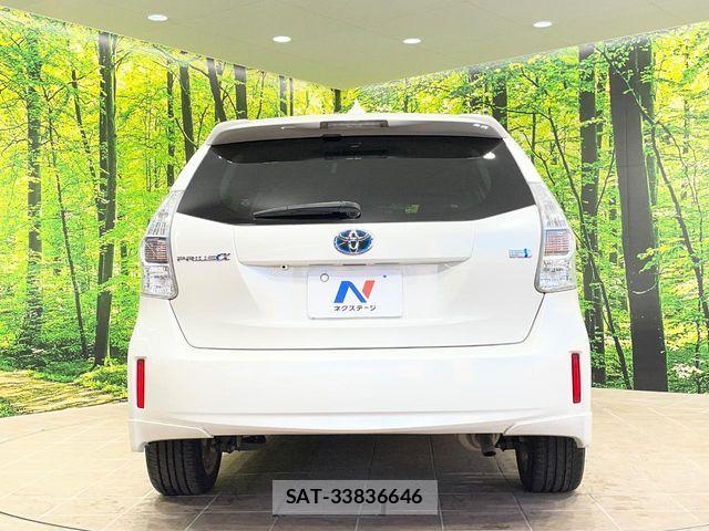 Toyota PRIUS ALPHA 2013-03 7216932-14