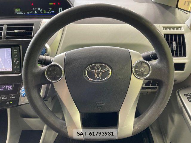 Toyota PRIUS ALPHA 2012-02 7223889-10