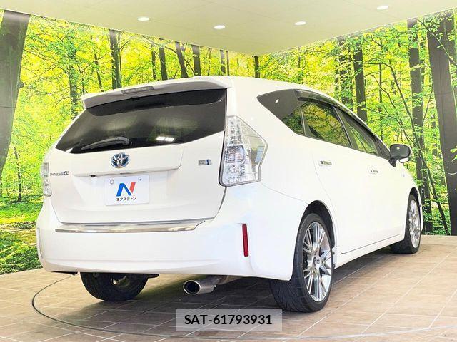 Toyota PRIUS ALPHA 2012-02 7223889-16