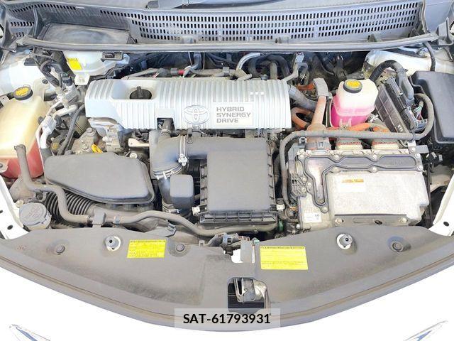 Toyota PRIUS ALPHA 2012-02 7223889-17