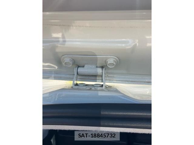 Toyota PRIUS ALPHA 2017-07 7223910-9