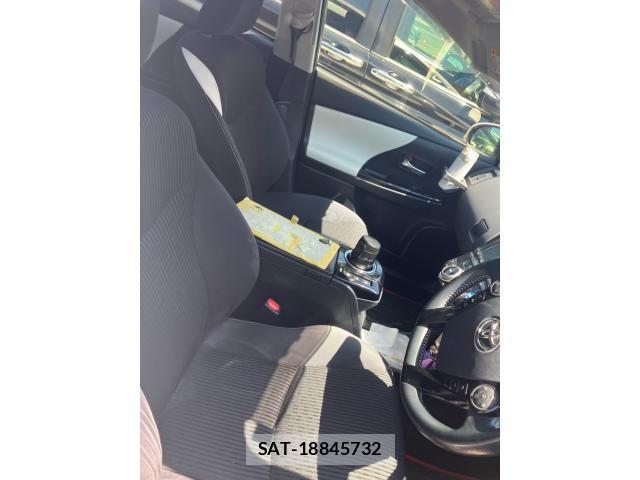 Toyota PRIUS ALPHA 2017-07 7223910-13