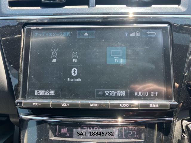 Toyota PRIUS ALPHA 2017-07 7223910-19