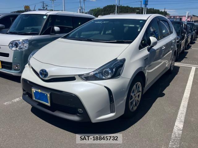 Toyota PRIUS ALPHA 2017-07 7223910-1