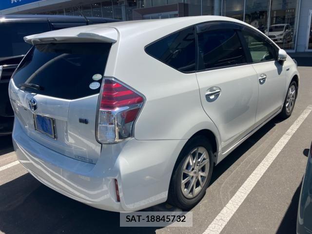 Toyota PRIUS ALPHA 2017-07 7223910-2